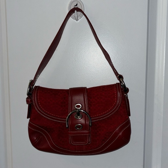 RARE Coach Y2K Red Signature Soho Logo Canvas Leather Buckle Small Shoulder Bag - Picture 13 of 16